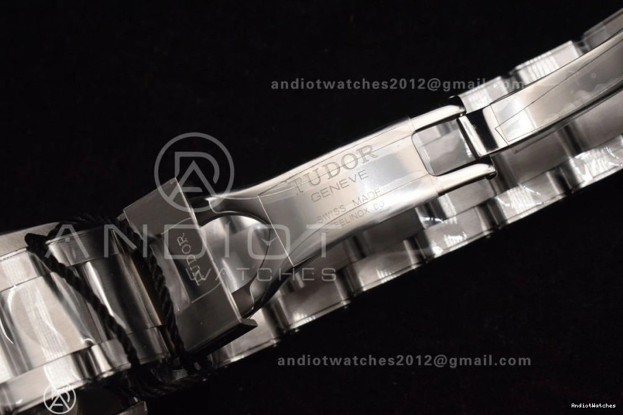 Edition Pepsi Blue Bracelet Dial White on SoftTouch ZF Black Best A 521 Bay Bezel 1:1 Red GMT SS 0228